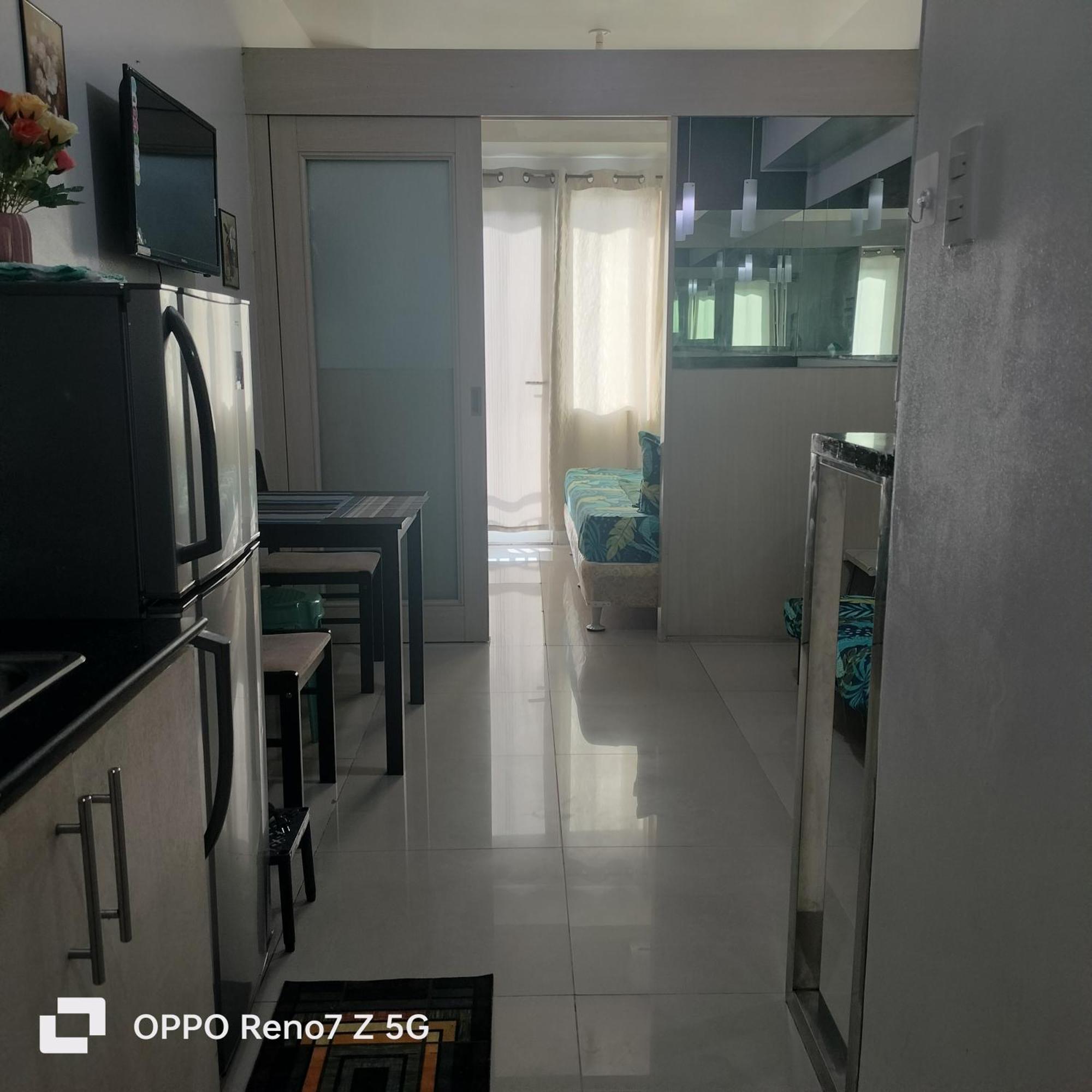 Glenda Place Aurum At Sea Residences Near Moa Pasay Exterior photo