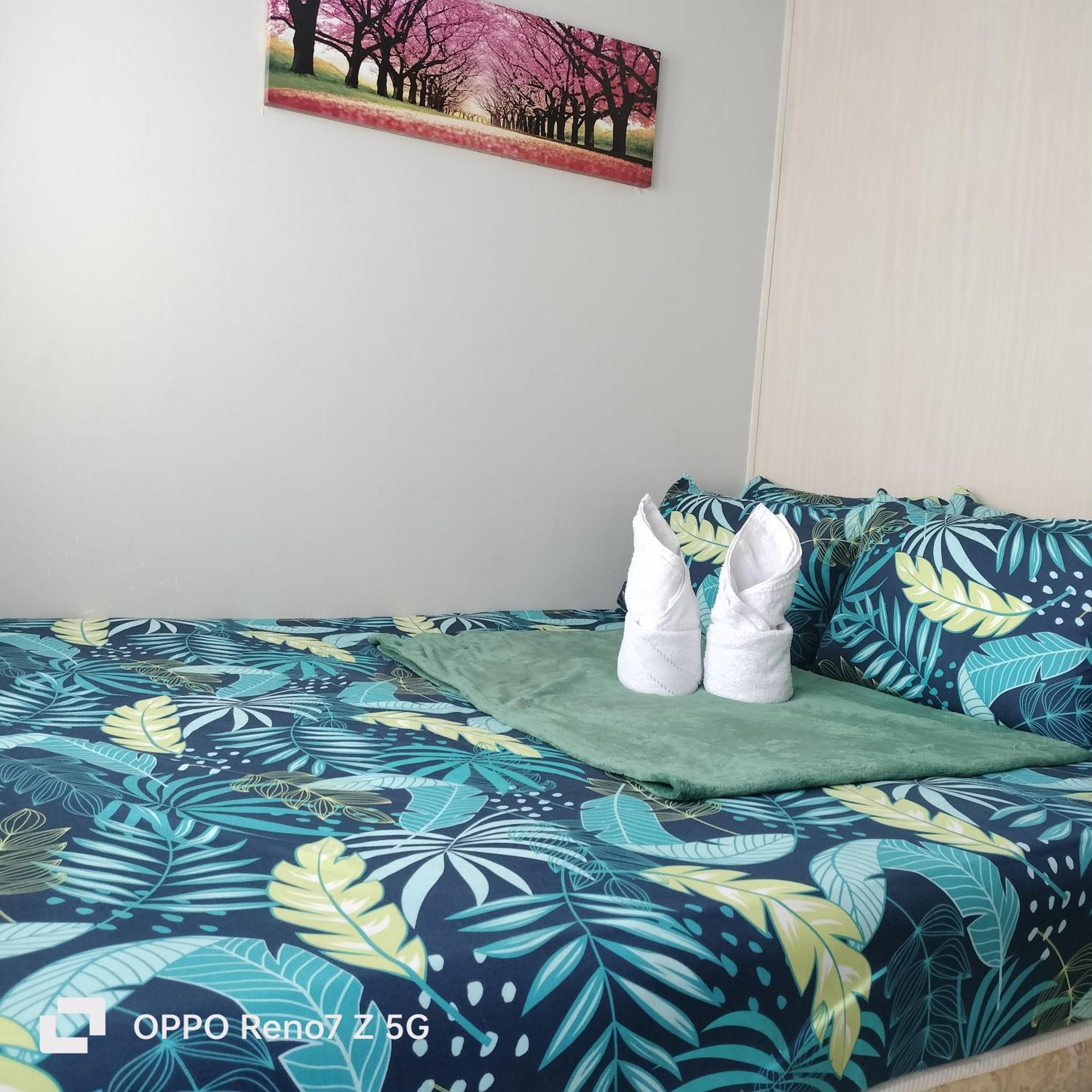 Glenda Place Aurum At Sea Residences Near Moa Pasay Exterior photo